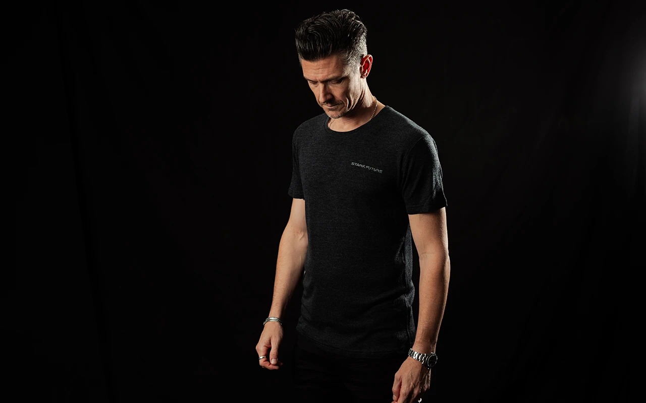 OlIEBv2uva_250228 Wool T-Shirt 1.jpg